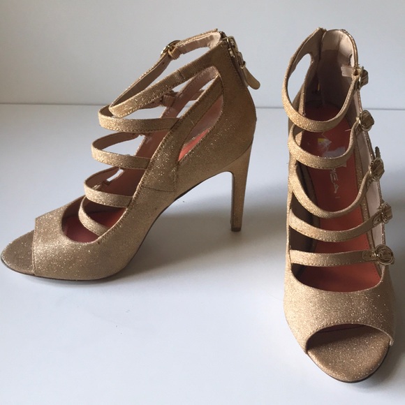 Via Spiga golden heels 7.6 - Picture 2 of 6